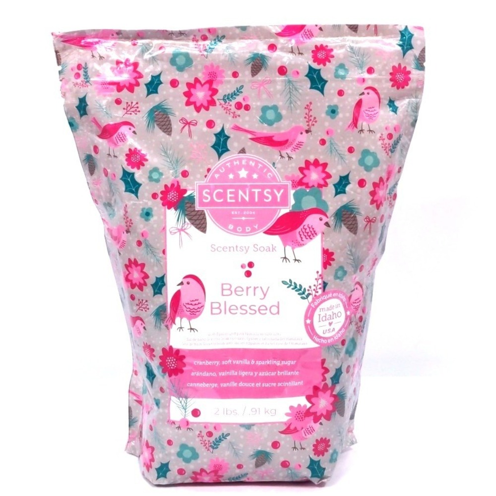 Scentsy‎ Soak Berry Blessed 2lb Bath Salts Cranberry Vanilla Sparkling Sugar NEW